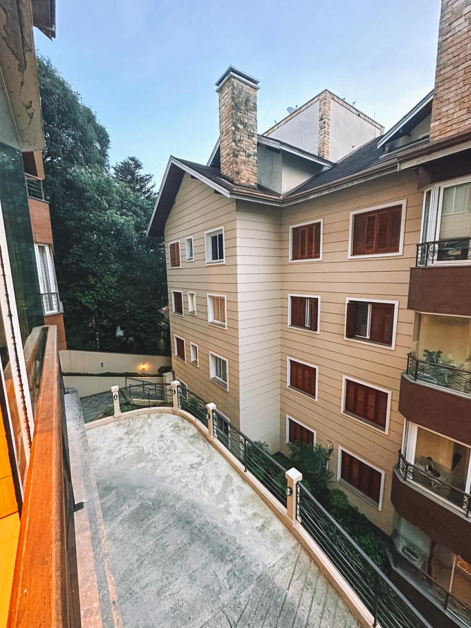 Apto A 3 Minutos Da Rua Coberta De Gramado Exteriér fotografie